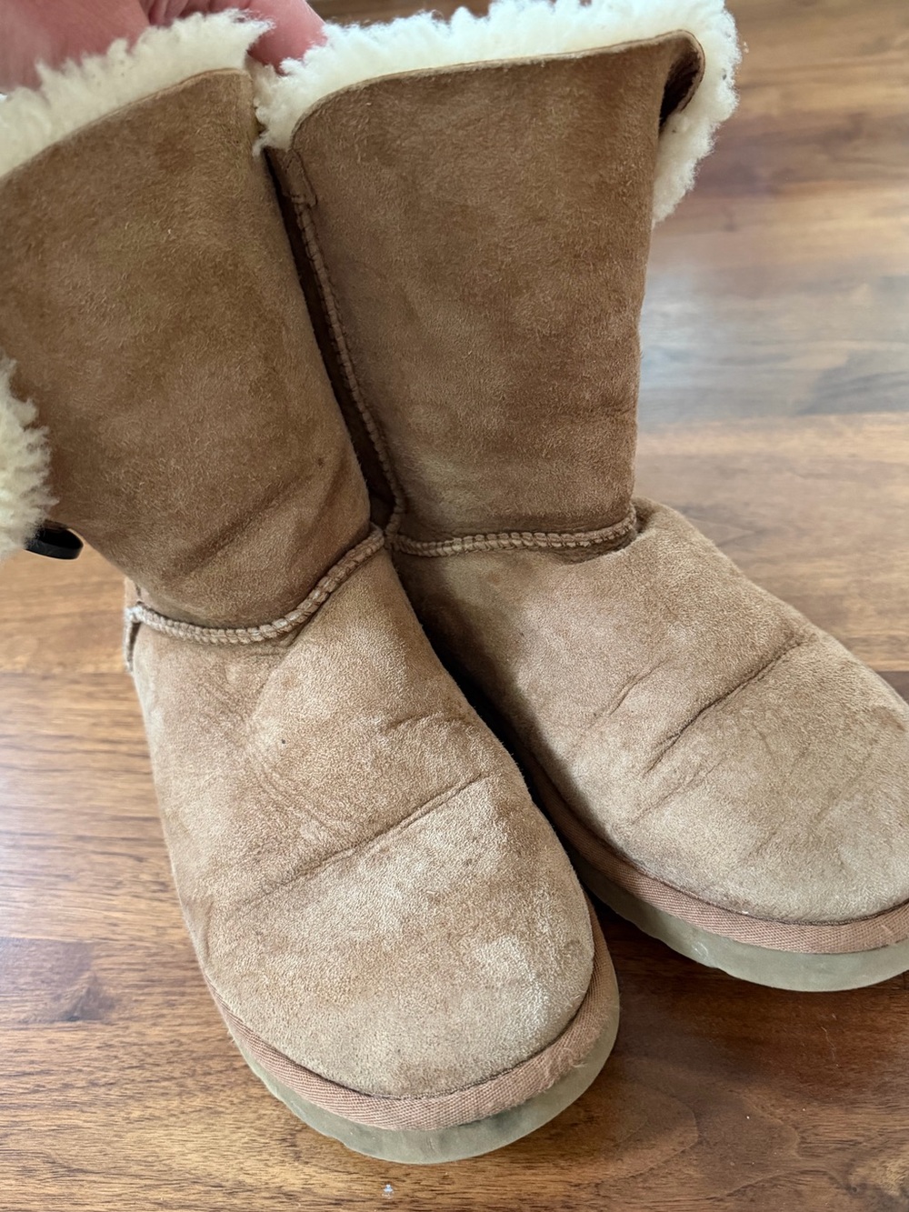 Ugg Bailey button - Picture 2 of 5